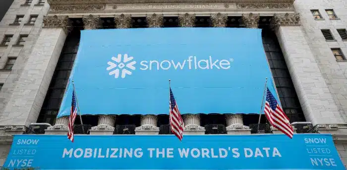 The-Rise-of-Snowflake-A Cloud-Built-Data-Platform